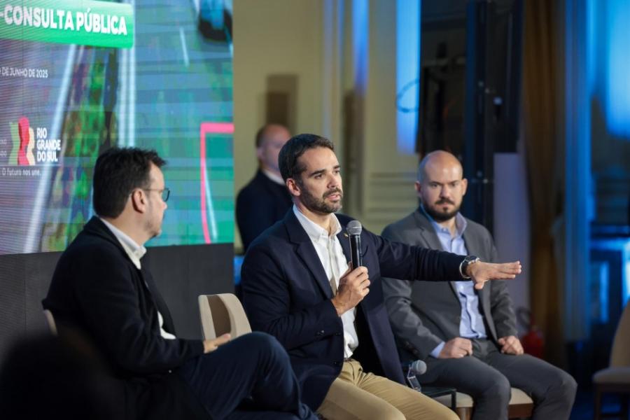 Leite anuncia ampliação de investimento para R$ 1,5 bilhão e redução da tarifa-teto de pedágio para concessão do Bloco 2