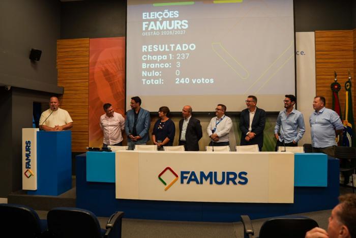 Prefeito de Fazenda Vilanova integra novo Conselho de Administração da Famurs