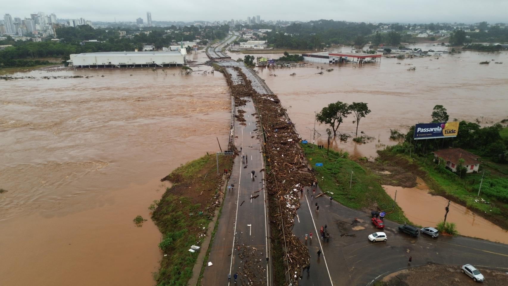 Municípios ainda sentem os efeitos da enchente do ano passado - crédito: divulgação/arquivo
