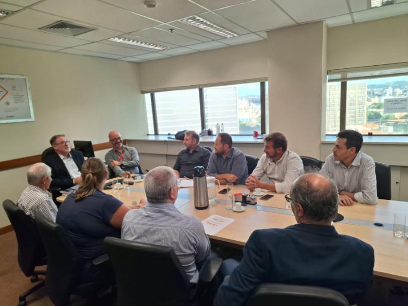 Amvat participa de reunião no Ministério Público com RGE e Agergs